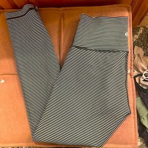 Size 6 Lululemon Wunder Under High Rise Tight 25”